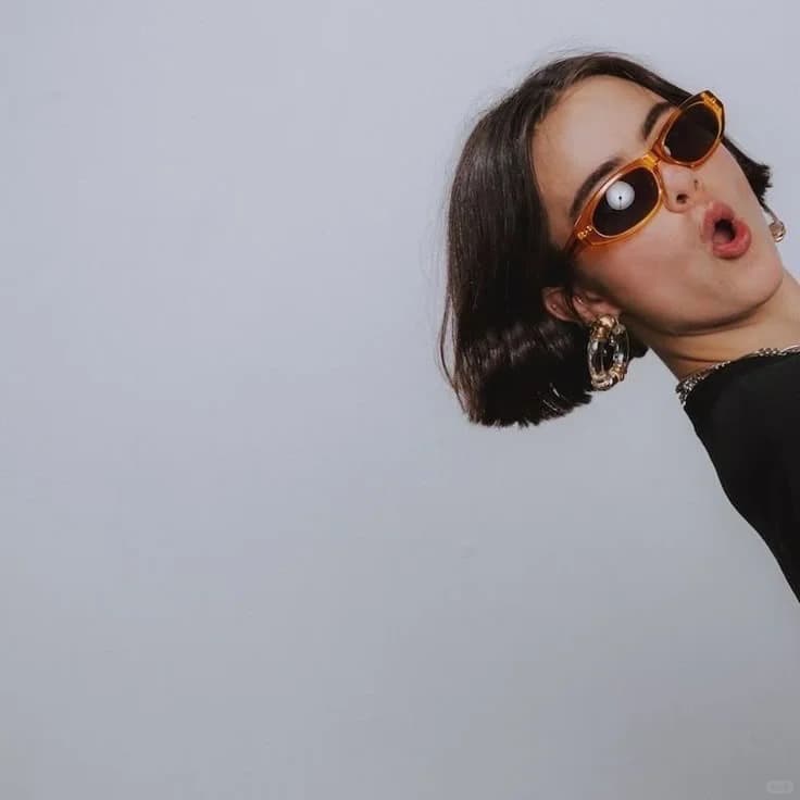 Sunny eyewear profile picture style reference
